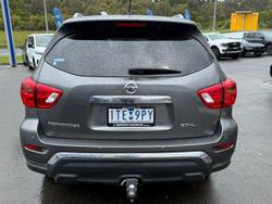 2019 Nissan
                Pathfinder ST-L