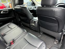 2019 Nissan
                Pathfinder ST-L