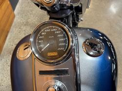 2017 Harley-davidson FLHR ROAD KING BILLET SILVER