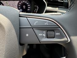 2025 Audi Q3 35 TFSI S line edition