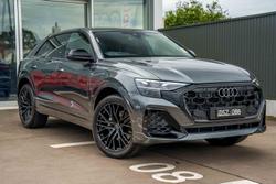 2025 Audi Q8 55 TFSI S line
