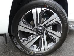 2025 Isuzu MU-X LS-T