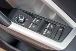 2025 Audi Q3 35 TFSI S line edition