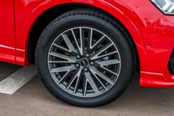 2025 Audi Q3 35 TFSI S line edition