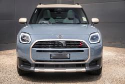 2025 MINI Countryman S Favoured