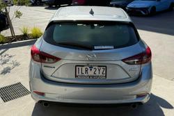 2017 Mazda 3 SP25 GT