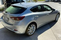 2017 Mazda 3 SP25 GT