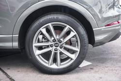 2025 Audi
Q3 40 TFSI