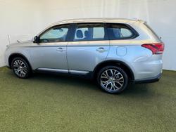 2017 Mitsubishi Outlander ES ADAS