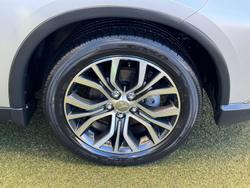 2017 Mitsubishi Outlander ES ADAS