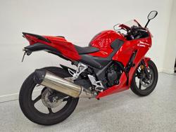 2015 Honda CBR300R Red