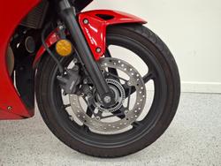 2015 Honda CBR300R Red