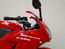 2015 Honda CBR300R Red