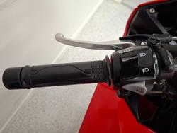 2015 Honda CBR300R Red