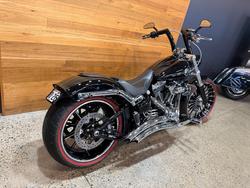 2015 Harley-davidson FXBRS BREAKOUT Black