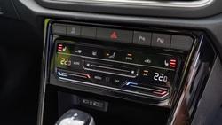 2024 Volkswagen
T-Roc 140TSI R-Line