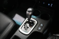 2020 Toyota Hilux SR5