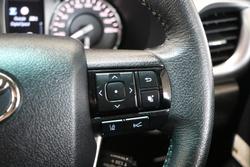 2020 Toyota Hilux SR5