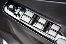 2025 Isuzu D-MAX BLADE