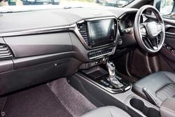 2025 Isuzu D-MAX BLADE