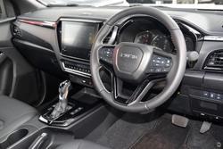 2025 Isuzu D-MAX BLADE