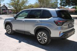 2025 Subaru Forester Hybrid Touring