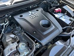 2016 Mitsubishi Pajero Sport Exceed QE MY16 4X4 Dual Range Titanium