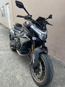 2024 CFMOTO NK ADVANCE BLACK