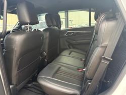 2024 Isuzu MU-X X-TERRAIN