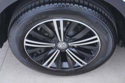 2017 Volkswagen
Tiguan 132TSI Adventure