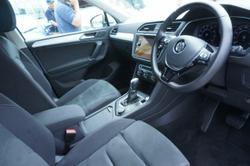 2017 Volkswagen
Tiguan 132TSI Adventure