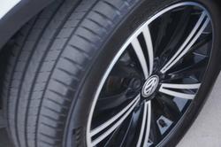 2017 Volkswagen
Tiguan 132TSI Adventure