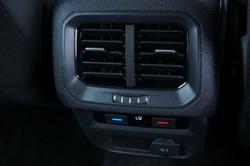 2017 Volkswagen
Tiguan 132TSI Adventure