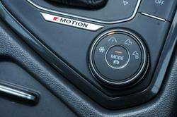 2017 Volkswagen
Tiguan 132TSI Adventure