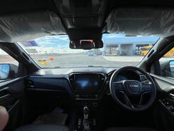 2025 Isuzu D-MAX BLADE