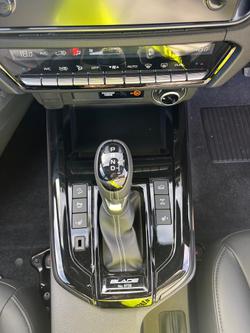 2025 Isuzu D-MAX BLADE