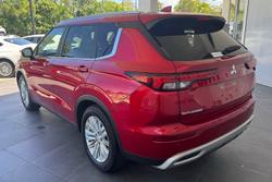 2021 Mitsubishi Outlander LS