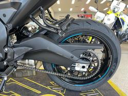 2025 CFMOTO 675 NK WHITE