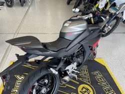 2025 CFMOTO 450 SR S JET BLACK