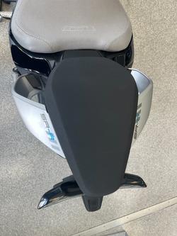 2025 CFMOTO 675 SR-R NEBULA BLACK