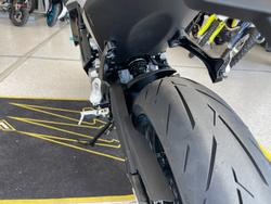 2025 CFMOTO 675 SR-R NEBULA BLACK