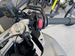 2025 CFMOTO 675 SR-R NEBULA BLACK