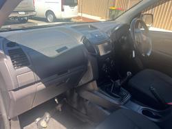 2018 Isuzu D-MAX SX MY18 4x2 Cosmic Black