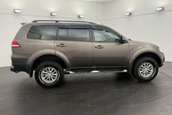 2014 Mitsubishi Challenger