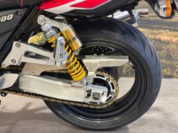 2000 Yamaha XJR1300 XJR Red