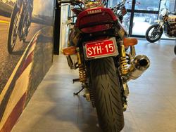 2000 Yamaha XJR1300 XJR Red