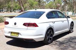 2022 Volkswagen Passat 140TSI Business