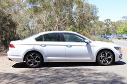 2022 Volkswagen Passat 140TSI Business