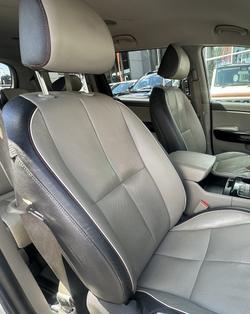 2017 Kia Carnival SLi