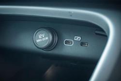 2025 Volvo XC40 Plus B4